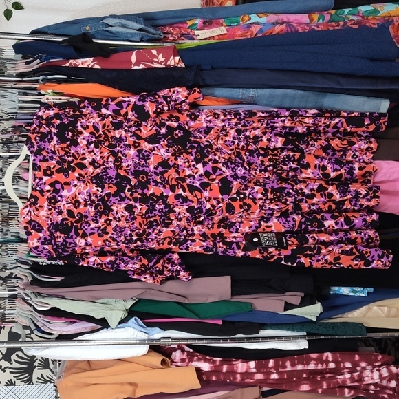 NWT LORALETTE VALENCIA FLORAL HIGH LOW DRESS 💜❤️ - Picture 7 of 7